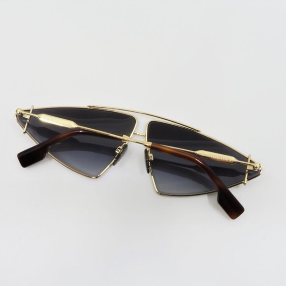 NEW Burberry BE3111 Gold Sunglasses with Black Gradient Lenses main image 5